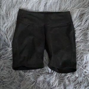 Woman’s Black Old Navy Spandex Shorts// size M
